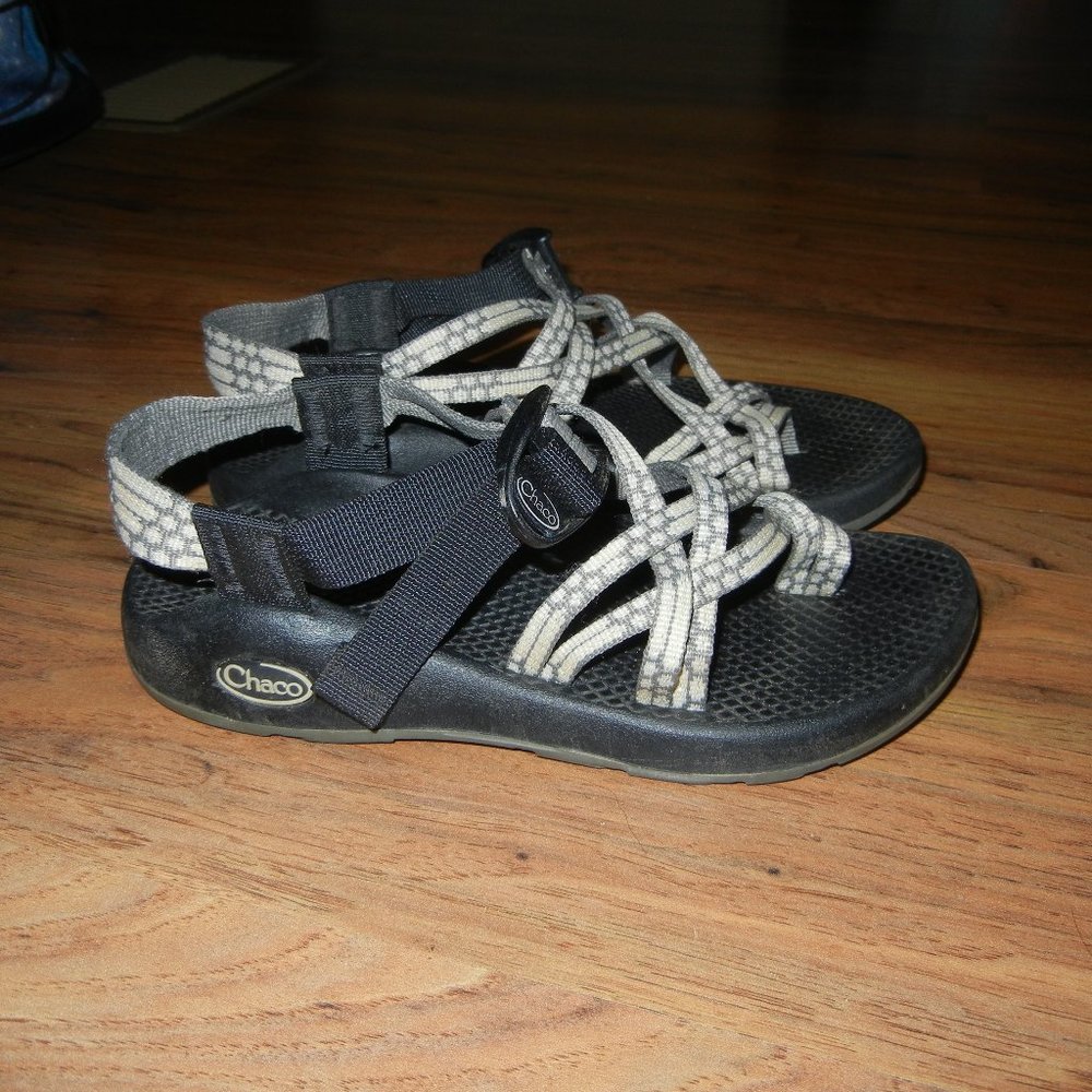 Chaco Kids Black Sandals with Light Gray Straps